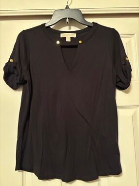 MICHAEL Michael Kors Black Short Sleeve Keyhole Tee with Gold Accents